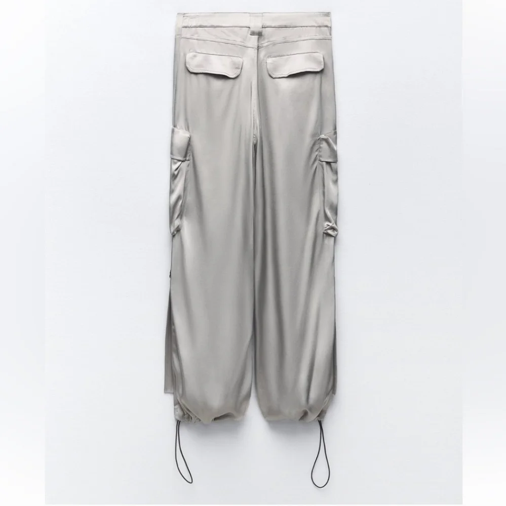 ZARA Satin Effect Cargo Pants size M - Picture 5 of 11
